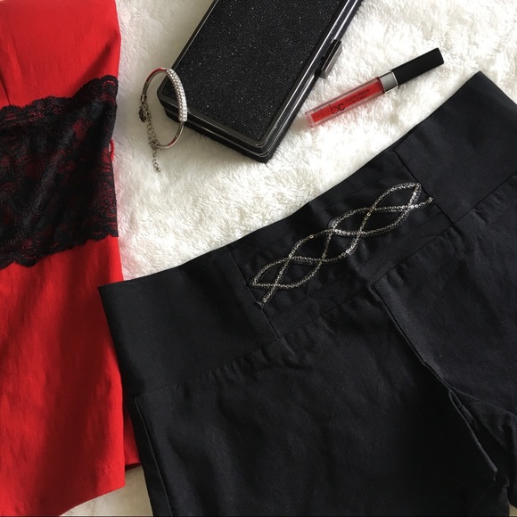 ♥️Sexy Embellished Cheeky Occasion Hot Shorts♥️🏹 - Picture 2 of 7